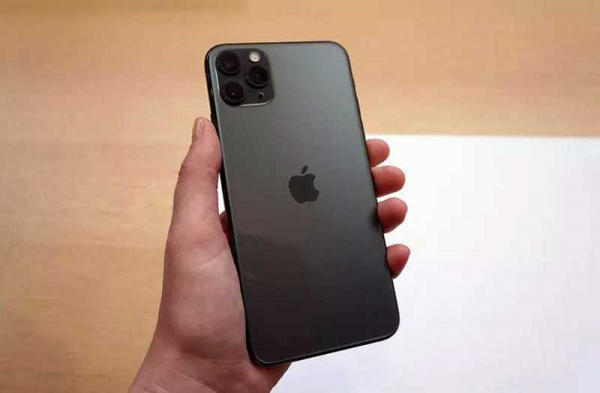 Первый обзор iPhone 11 Pro и iPhone 11 Pro Max: лучшие смартфоны Apple