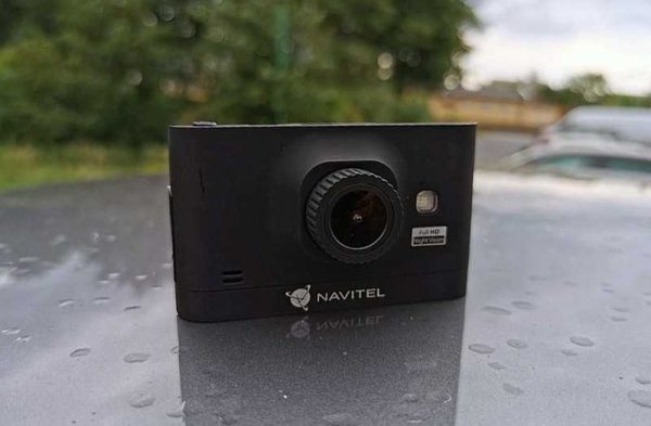 Обзор Navitel R400 Night Vision: неплохого бюджетного видеорегистратора