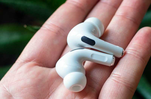 Обзор Apple AirPods Pro: на этот раз неплохих беспроводных наушников