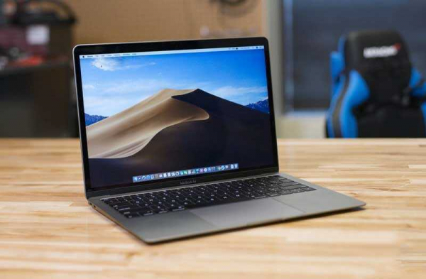 Обзор ноутбука Apple MacBook Air 2018 со всем необходимым