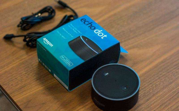 Умный Bluetooth динамик Amazon Echo Dot – Обзор крошечного устройства с большим мозгом