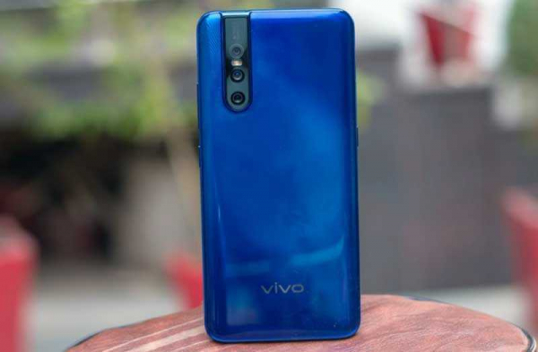 Обзор Vivo V15 Pro: отличный экран и невероятные камеры