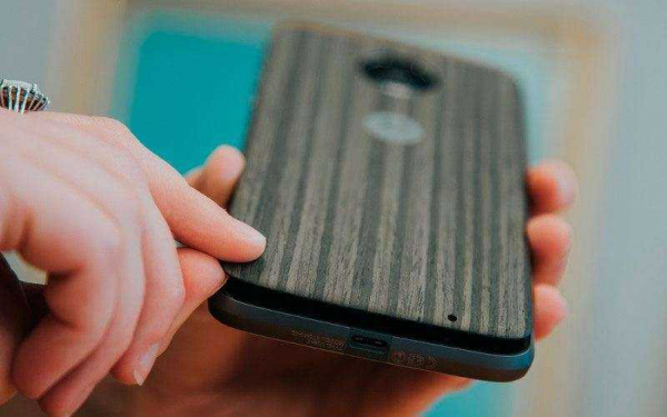 Модульный Motorola Moto Z и Moto Z Force, но и они имеют недостатки – Обзор смартфонов