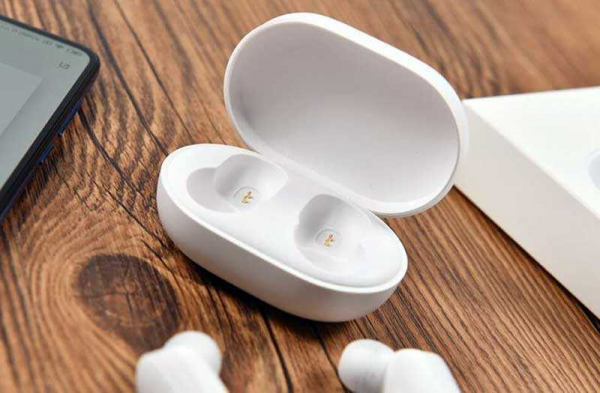 Обзор Xiaomi Mi AirDots: беспроводной звук и невысокая цена