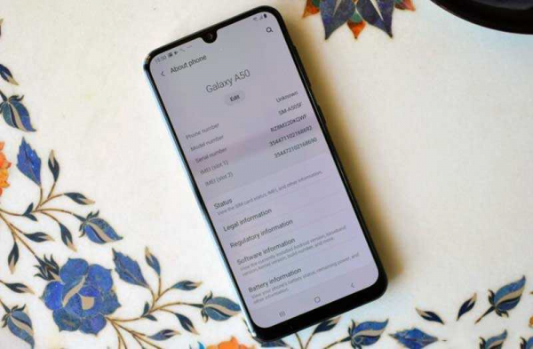 Обзор Samsung Galaxy A50: лучший средний смартфон Samsung
