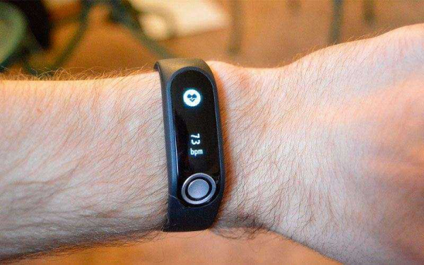 TomTom Touch – Обзор многофункционального фитнес-трекера для спортсменов