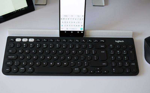 Универсальная элегантность – Обзор Logitech K780 Multi-Device Keyboard и Logitech M720 Triathlon