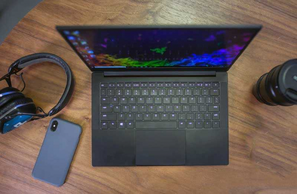 Обзор ноутбука Razer Blade Stealth (2019) ориентированного на мобильность