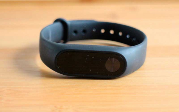 Обзор Xiaomi Mi Band 2 – Новый-старый фитнес трекер измеряющий сон и шаги