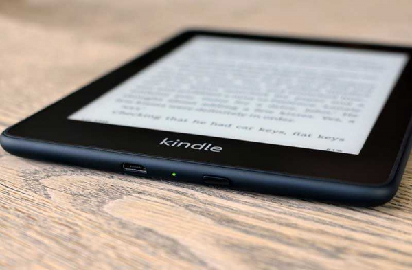 Обзор Amazon Kindle Paperwhite 2018: новый стандарт классической читалки