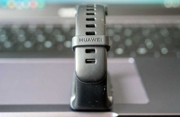 Обзор Huawei Band 6: почти совершенного и недорогого фитнес-браслета